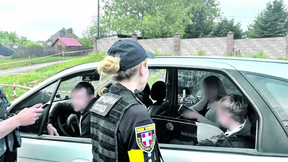 VIŠE OD 11.000 DECE SPREMALI ZA PROSTITUCIJU? Srpska policija i Evropol razbili najveću kriminalnu grupu krijumčara ljudi