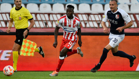 "VEČITI" HVATAJU ZALET Nastavlja se Mozzart Bet Superliga, Partizan čeka teži posao, Zvezda ponovo pred svojim navijačima