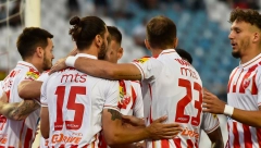 ZVEZDIN "POKER" ZA POČETAK SEZONE Dvojica novajlija se golovima predstavila "delijama" na premijeri (VIDEO)