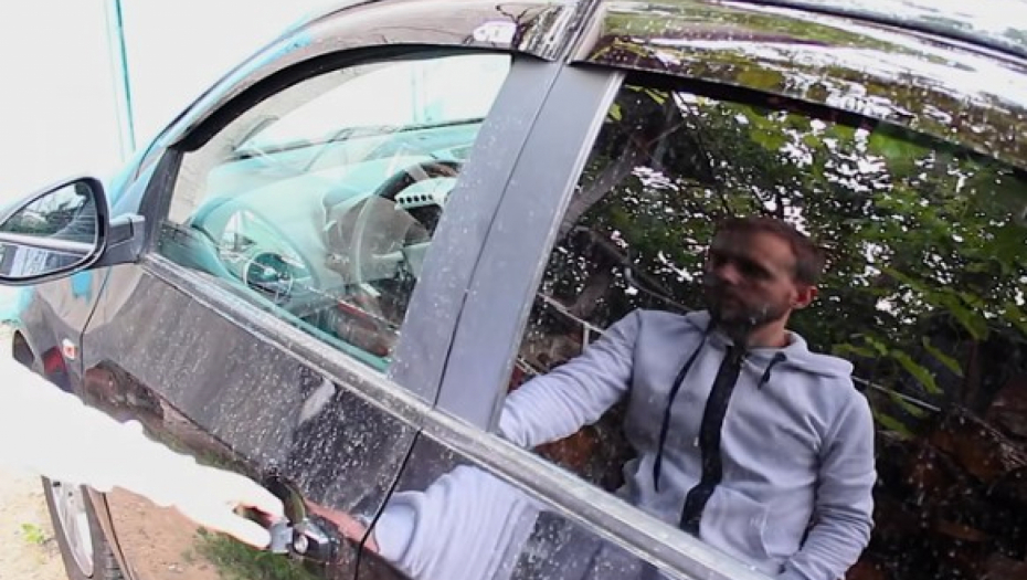 SJAJNA VEST ZA SRPSKE VOZAČE Osiguranja počela da vraćaju novac