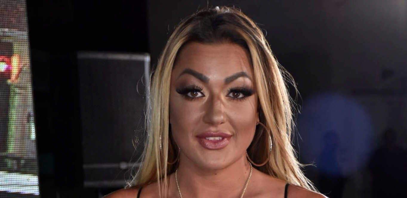 USIJALA DRUŠTVENE MREŽE Sandra Rešić u provokativnom izdanju, komentari samo pljušte (FOTO)