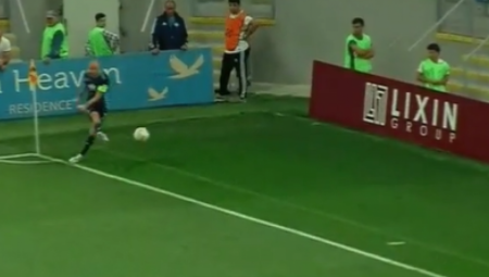 PA OVO JE NEVEROVATNO Slovan iz Bratislave prošao dalje nesvakidašnjim golom u 123. minutu (VIDEO)