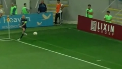 PA OVO JE NEVEROVATNO Slovan iz Bratislave prošao dalje nesvakidašnjim golom u 123. minutu (VIDEO)