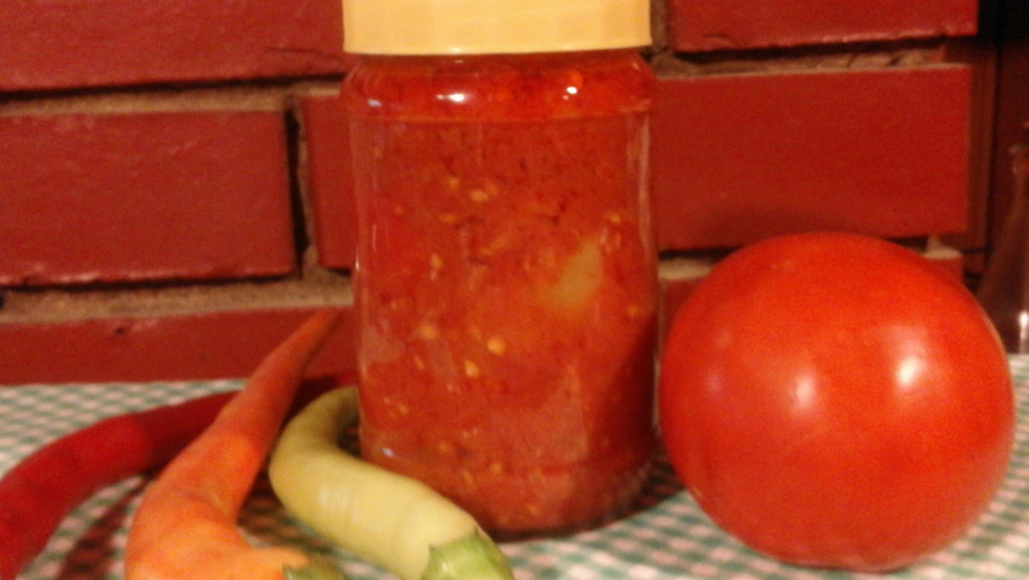 MLEVENI PARADAJZ SOS BEZ KUVANJA I KONZERVANSA Recept za zimnicu, koja ima neverovatnu moć da topi masne naslage i smanjuje holesterol