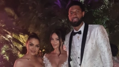 DOČEKALI JE KAO KRALJICU! Aleksandra Mladenović pevala na svadbi NBA zvezde i ove Srpkinje, dovela atmosferu do usijanja (VIDEO)