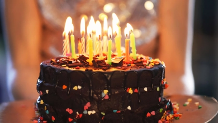 NARODNO VEROVANJE NA DAN KADA STE RODILI: Ovo nikako ne smete da radite na svoj rođendan