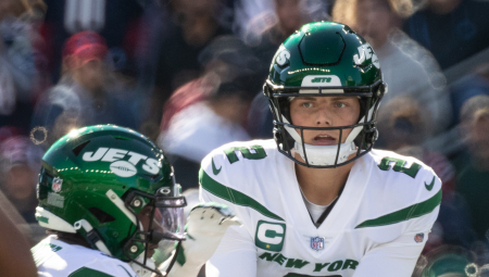 SPAVAO SA NAJBOLJOM MAMINOM PRIJATELJICOM Poznati NFL kvoterbek postaje po*no zvezda? (FOTO/VIDEO)