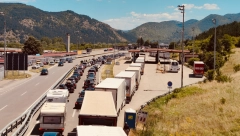 ČEKANJA NA GRANICI I DO 100 MINUTA Gužve najveće na Preševu za putnička vozila pri ulazu u Srbiju