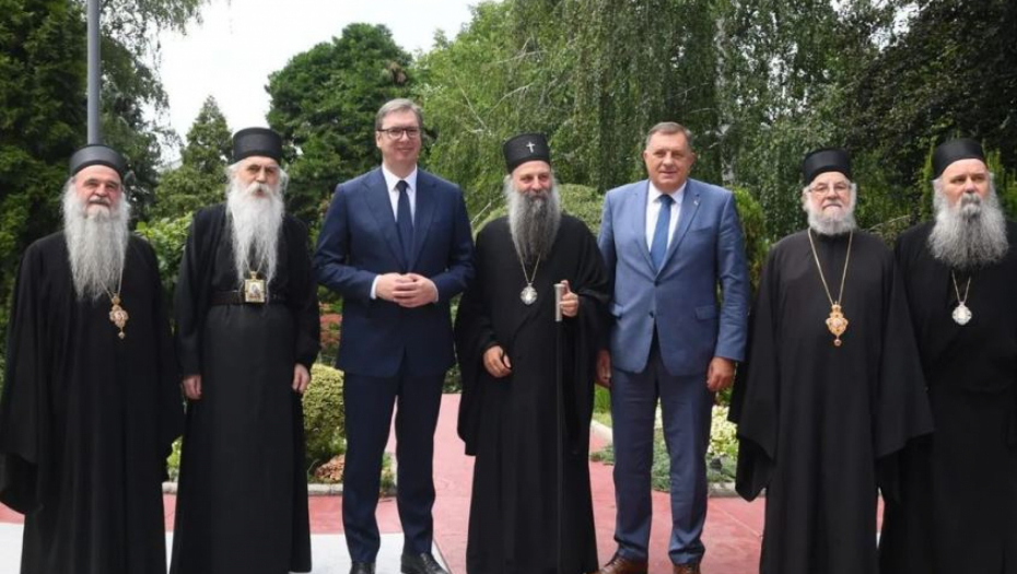 VUČIĆ O SASTANKU SA PATRIJARHOM I DODIKOM Razgovarali smo o Kosovu i Metohiji