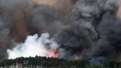 ALARMANTNO U GRČKOJ Požar besni na Lezbosu i na zapadu Peloponeza