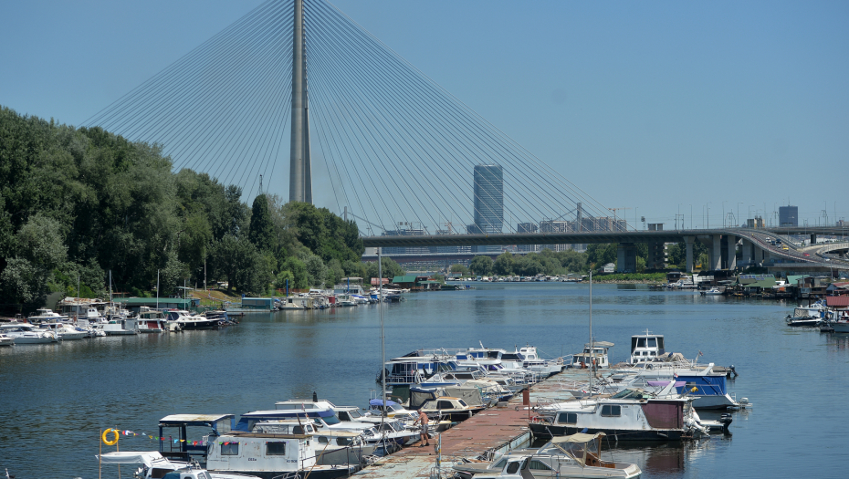 SKANDAL NA ADI Fudbalerke upale na meč da bi se obračunale sa koleginicom