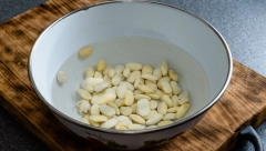 PASULJ PRE KUVANJA NIKAKO NE POTAPAJTE U VODU Umesto toga, iskoristite ovu namirnicu, doktori tvrde da je zdravije