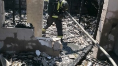 DECI IZ STARE MORAVICE NIJE BILO SPASA Dečak upaljačem hteo da založi šporet, pa izgorela cela kuća!