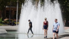 JOŠ JEDAN PAKLENI DAN PRED NAMA Pljuskovi mogući samo u ovim delovima zemlje