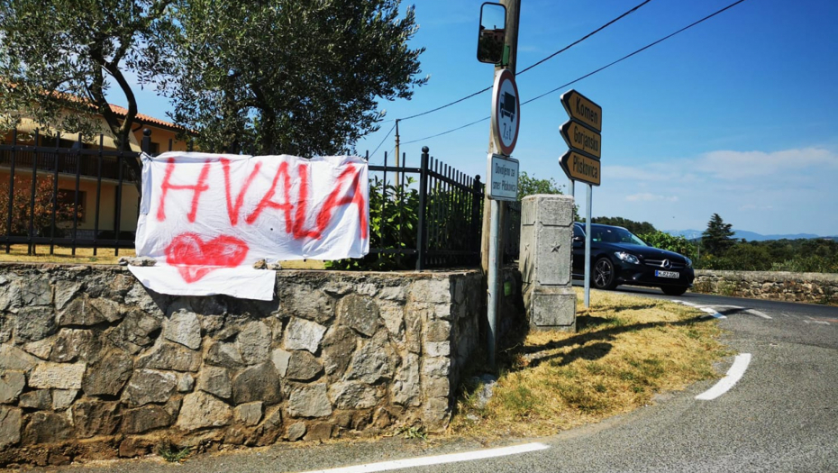VULIN U SLOVENIJI Naše vatrogasce dočekala dirljiva poruka, ovako su se zahvalili za pomoć u gašenju požara (FOTO,VIDEO)