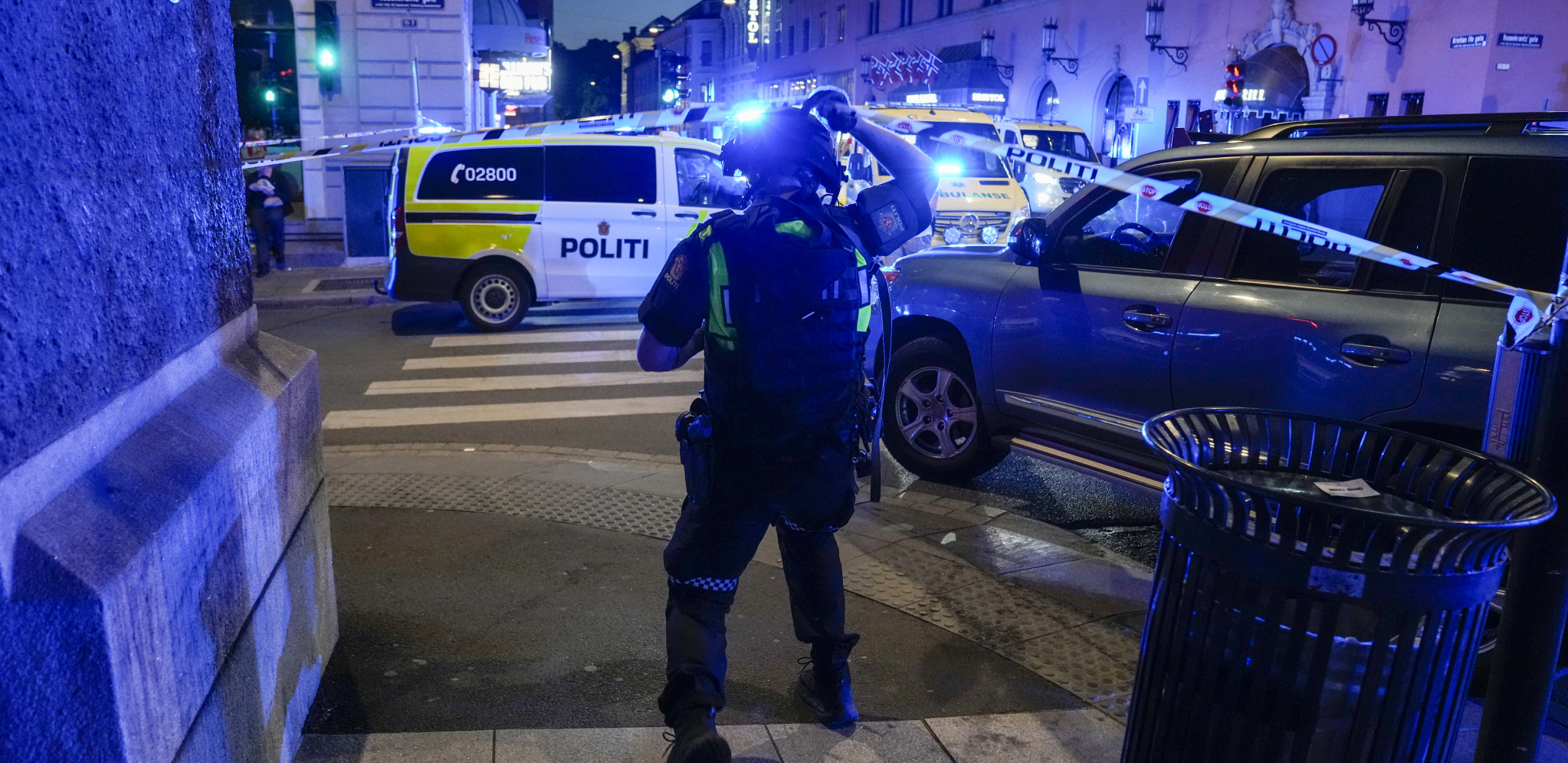 UŽAS U BRITANIJI! Kolima uleteo u masu ljudi na božićnom sajmu!