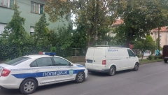 PRVI SNIMCI KRVAVOG PIRA U ZEMUNU! Ujni smrskao lobanju sekirom pa prerezao sebi vrat! (FOTO/VIDEO)