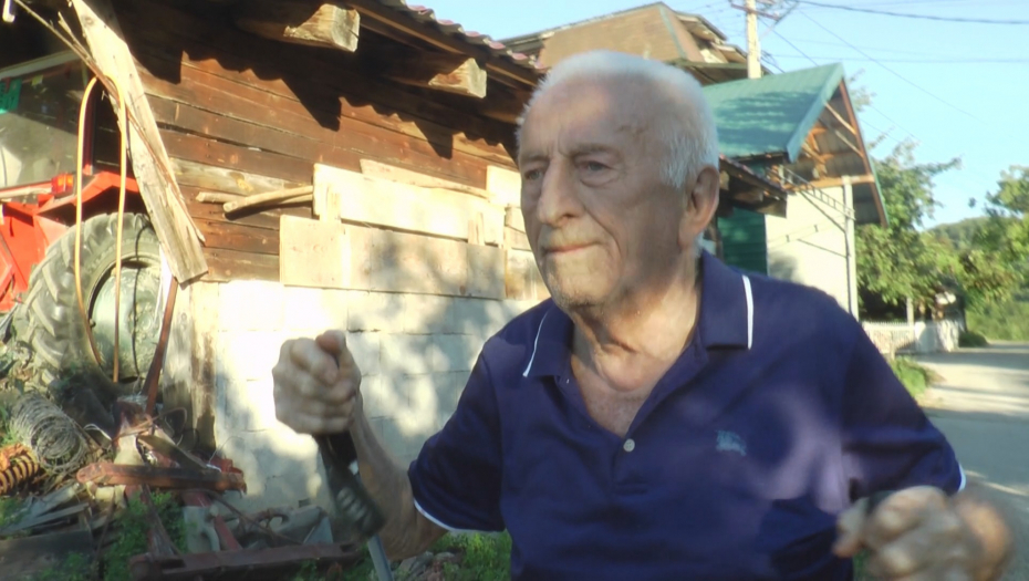 TAJNA DEDA MILOVANA Klistirao je Čedu Jovanovića i utapao ga u ljute paprike, a sada je otkrio nekoliko saveta