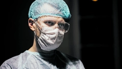HIRURG NA PLATNOM SPISKU ŠARIĆEVOG ŠEFA! Najveći narko-bos na Balkanu imao krticu i u Kliničkom centru Srbije