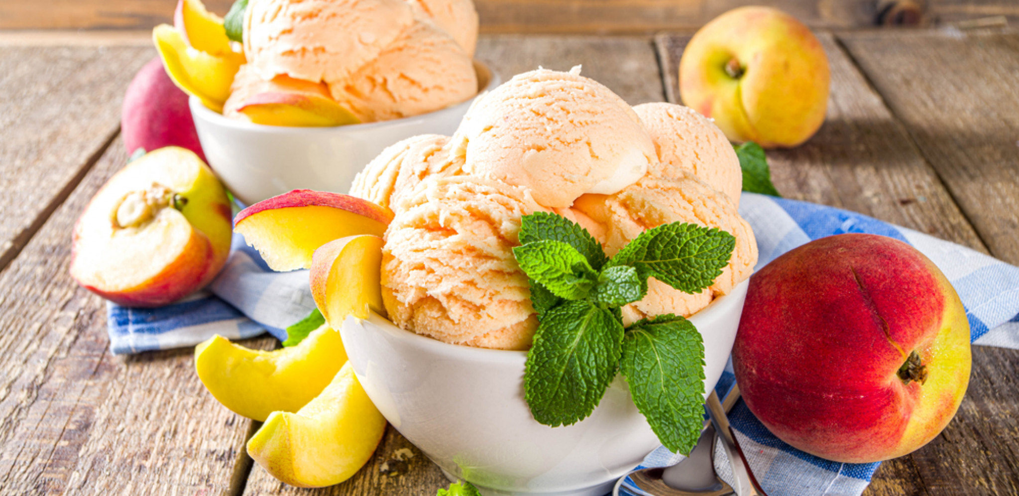 PRAVO JE VREME ZA VOĆNI SLADOLED Namirnice i sezonsko voće pronađite na Beogradskim pijacama