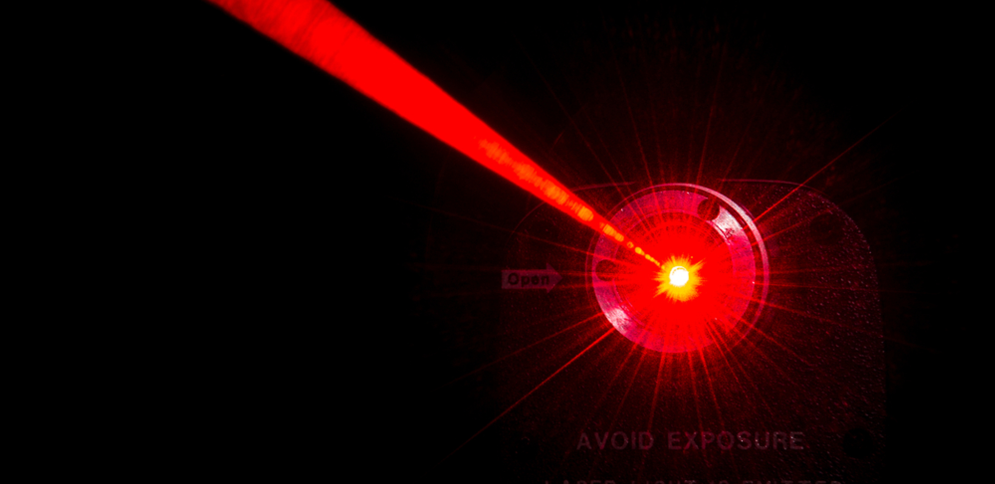 NOVO LASERSKO ORUŽJE Kada detektuje pretnju, ispaljuje snop na metu za dve sekunde! (FOTO)