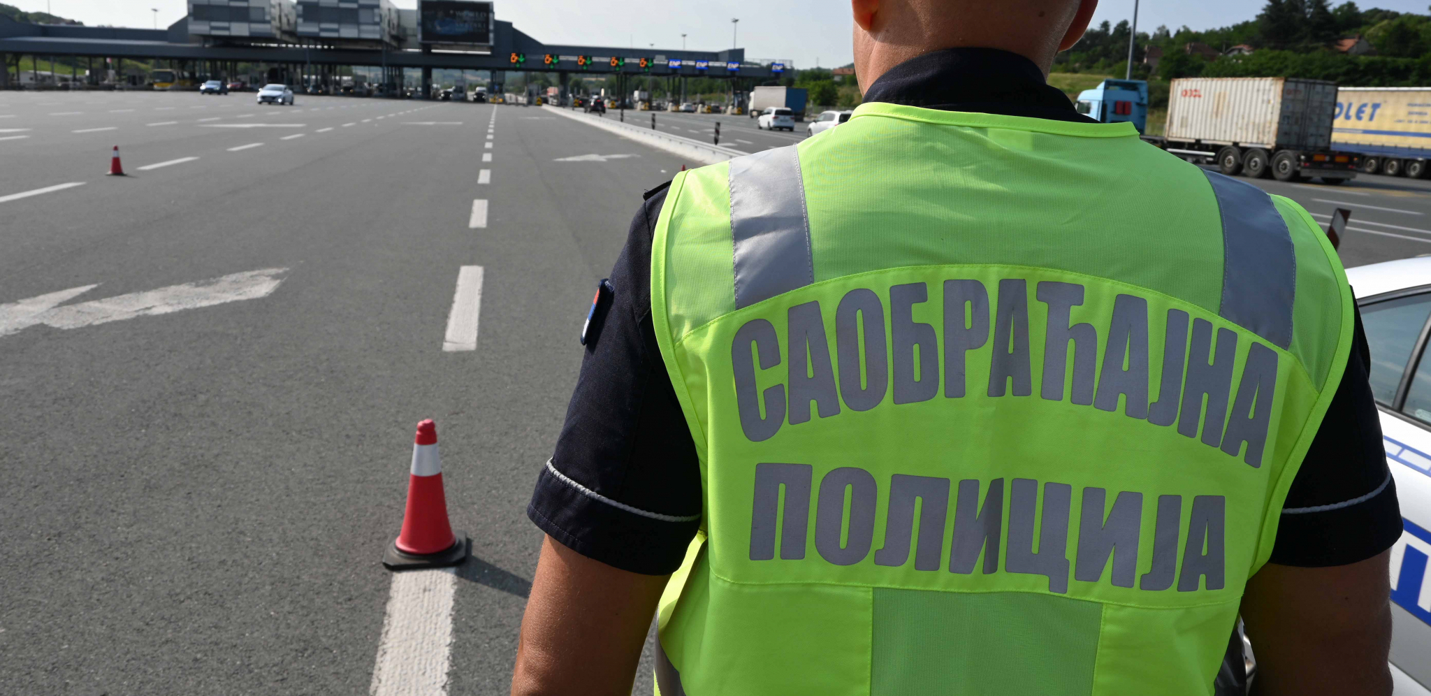 OVAJ GEST JE ODUŠEVIO SVE Saobraćajac zaustavio vozača zbog prekršaja, ali umesto kazne, tražio mu je da uradi ovo!