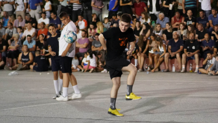 SPEKTAKL U ŠUMADIJI Jokić osvojio turnir u malom fudbalu i zaradio 500.000 dinara