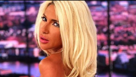 SVE JE MOJE! Ovako je izgledala Jovana Jeremić, na sebi ništa nije radila osim jedne stvari (FOTO)