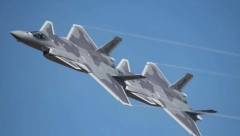 JOŠ MOĆNIJI! Novi kineski borbeni avion J-20 (VIDEO)
