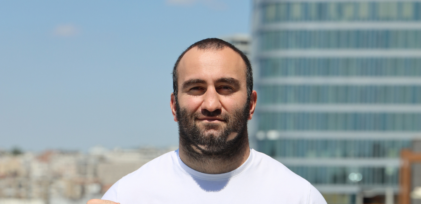 RUS UZ CRVENU ZVEZDU Gasijev poslao poruku podrške crveno-belima pred važan meč (VIDEO)