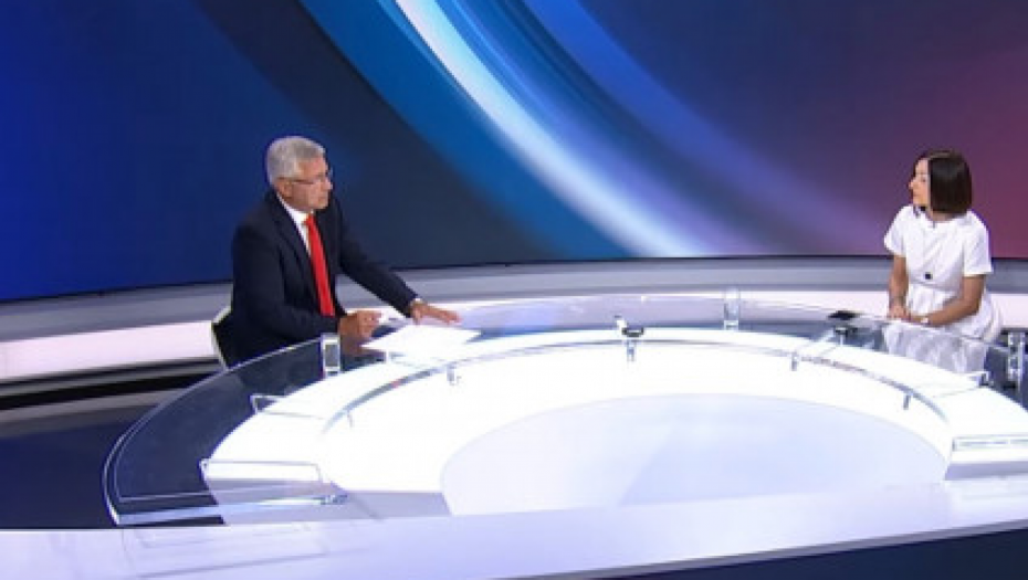 SMAJLOVIĆ O KURTIJEVOM IŽIVLJAVANJU NAD SRBIMA Mi smo jedino ostrvo u Evropi koje nije uvelo sankcije, a protivnici žele da profitiraju na tome!