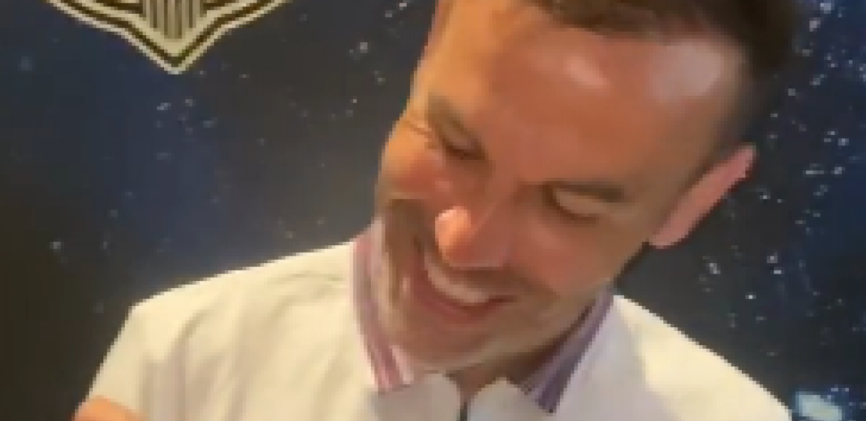 Natho pokazao pasoš Srbije: Sad sam Nathović