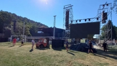 61. Dragačevski sabor trubača: Montira se bina, pripreme za Guču pri kraju