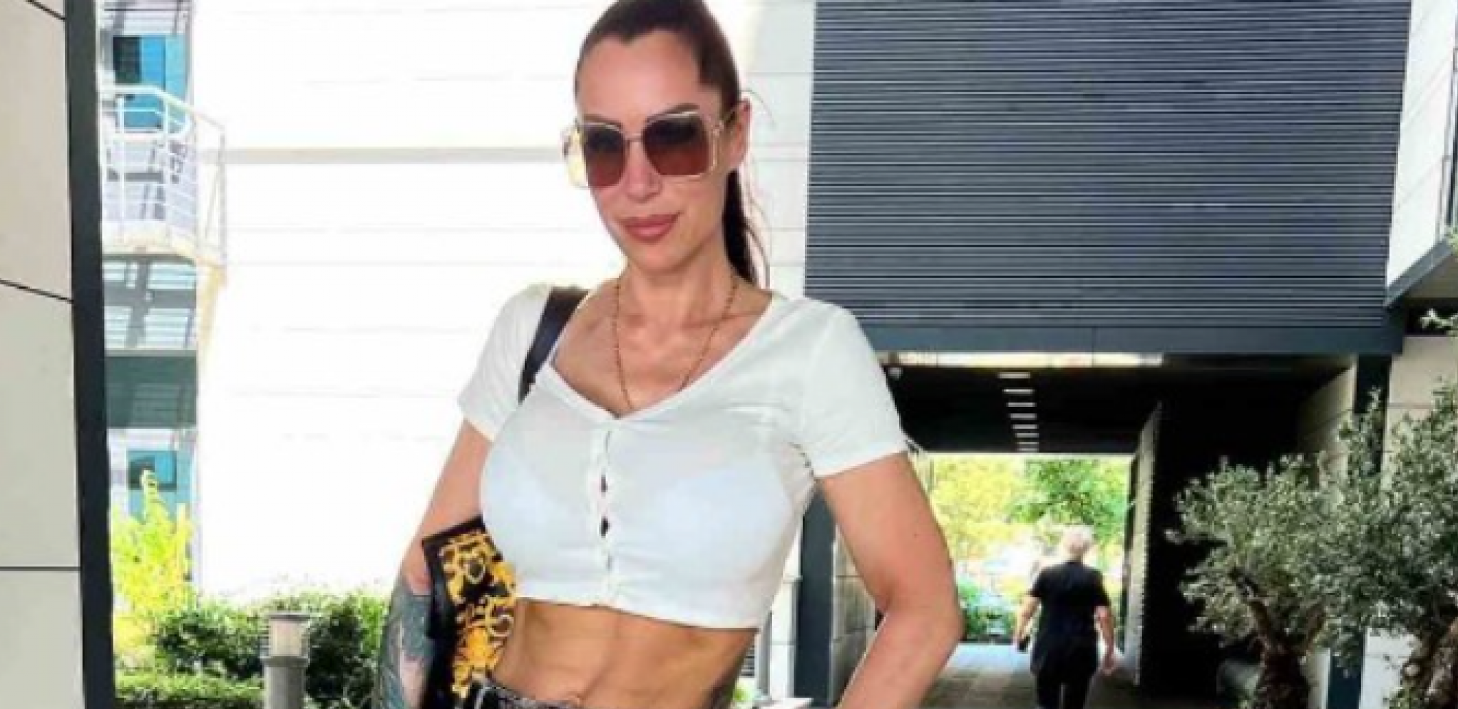 MENI JE TO PRESMEŠNO Ljuba prokomentarisala aferu "čokoladica", pa se dohvatila nasilja u školama i nošenja oružija