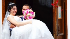 DA LI STE ZNALI? Zašto mladoženja ne sme da vidi mladu u venčanici pre svadbe?