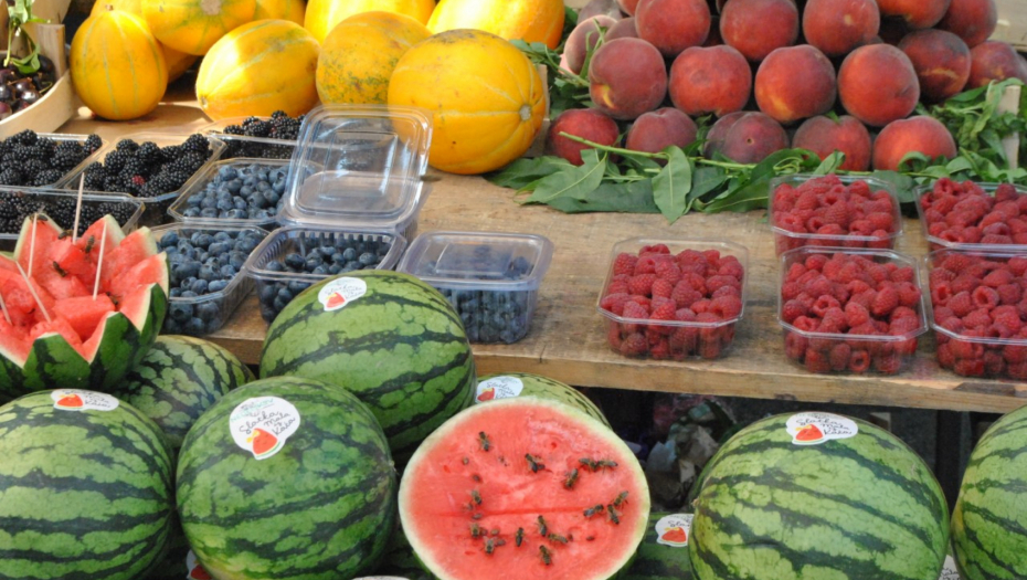 DA CREVA RADE KAO ŠVAJCARSKI SAT Dr Perišić otkrio koje voće ima antikancerogeno dejstvo