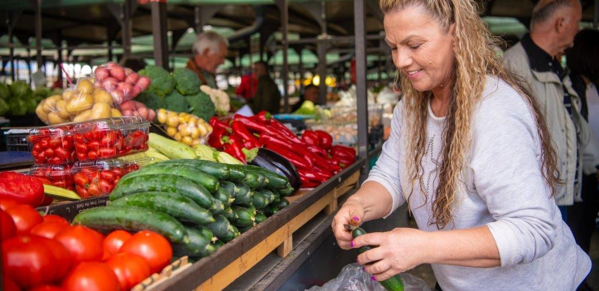 VREME JE ZA VELIKO ČIŠĆENJE ORGANIZMA Ovih 7 diuretika prirodno oslobađaju telo od viška tečnosti