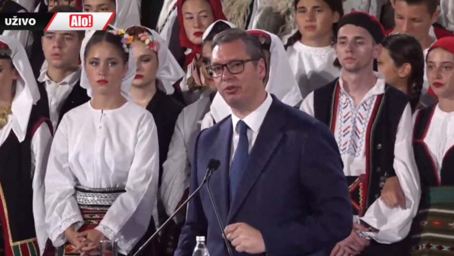 HRVATSKA KOLUMNISTKINJA PRIZNALA Više naroda okupi Vučić da obeleži stradanje Srba nego hrvatska vlast da proslavi "Oluju"