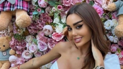 ANA KORAĆ POKAZALA TRUDNIČKI STOMAK Starleta uzbuđena, ne skida osmeh sa lica