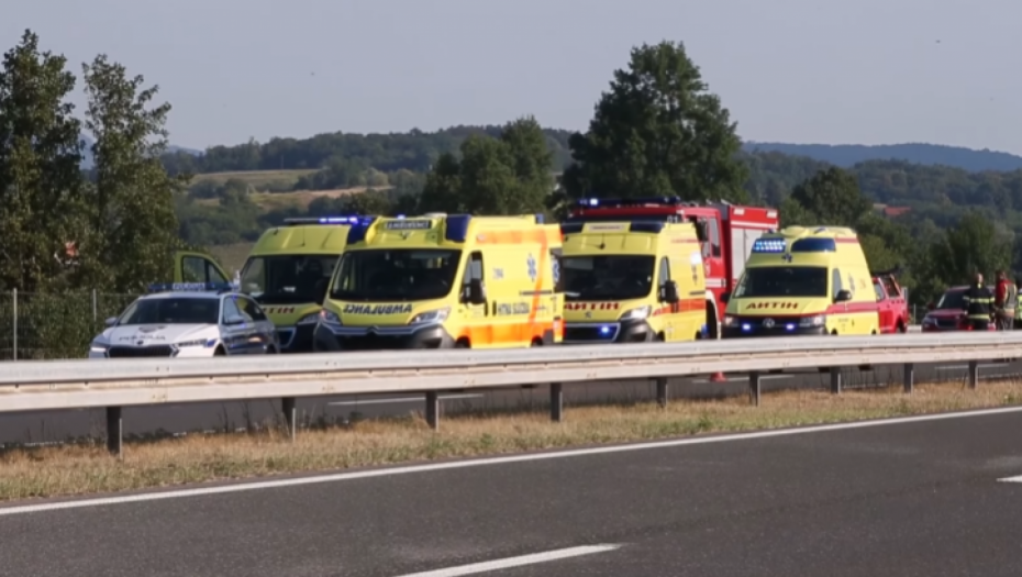 TERETNO VOZILO NA MESTU USMRTILO BICIKLISTU Jeziva nesreća kod Jelisavca