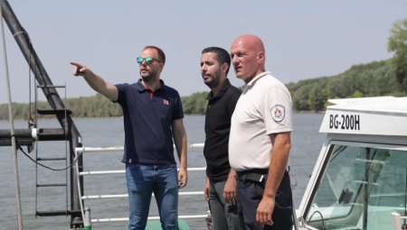 MOMIROVIĆ OBIŠAO RADOVE KOD ČORTANOVACA: Plovnost reka ključna za snabdevanje energentima (FOTO)