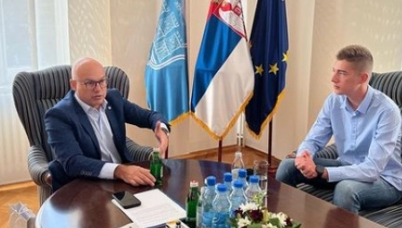 PONOS ZA SVOJ GRAD Vučevič ugostio najsavesnijeg Novosađanina