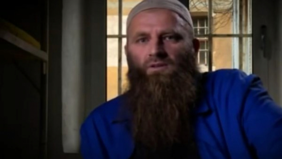 ZA POKOLJ SAM IZABRAO BADNJE VEČE, JER SU NAM POKVARILI BAJRAM Muamer je uoči Božića ubio tri člana porodice Anđelić (VIDEO)