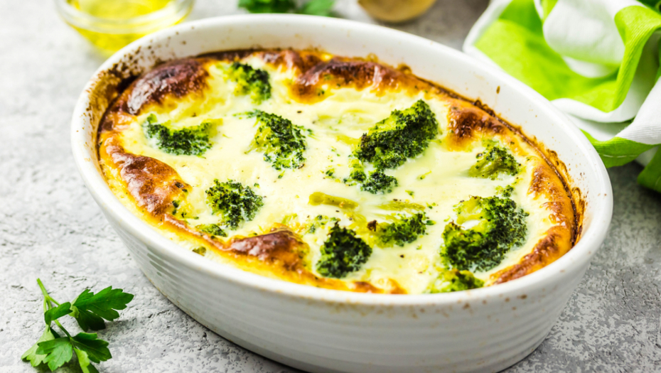 Prste da poližeš: Zapečena piletina sa brokolijem