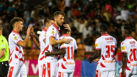 ZVEZDA U DRUGAČIJEM RUHU Crveno-beli u novoj garnituri napadaju Izraelce (FOTO)