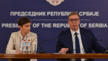 Predsednik Vučić i premijerka Brnabić obratiće se zajedno javnosti sutra u 20 časova