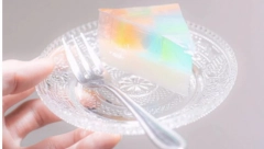 IZ JAPANA STIŽE TORTA KOJA JE OPČINILA SVET Treba vam 5 sastojaka i spremna je za sat vremena poslastica u bojama duge