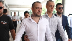 BIVŠA ŽENA ZORANA MARJANOVIĆA NE ŽELI NI DA ČUJE ZA NJEGA Komšinica tvrdi da je sa njim preživela traumu!