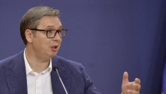 UZ SAV TRUD VUČIĆA NA HRVATSKOM MORU NE MOGU DA NAĐU Ustaški mediji po stoti put izvlače fotografiju Ane Brnabić iz 2010.  (FOTO)