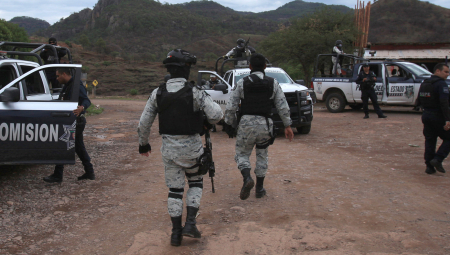 IZGUBLJEN SVAKI KONTAKT! Otet gradonačelnik i zvaničnici kod granice SAD!